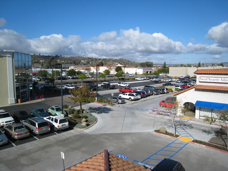 776-794 Arnele Ave, El Cajon, CA for lease - Building Photo - Image 2 of 3