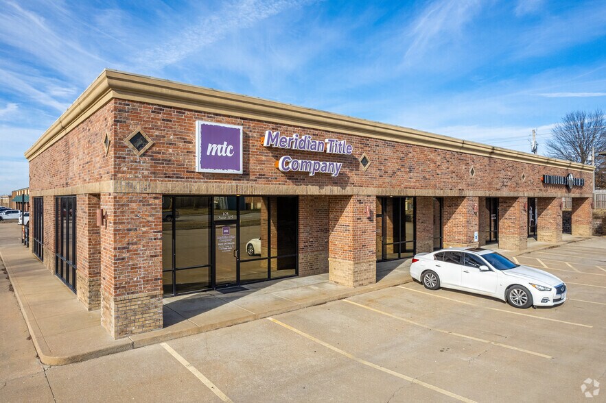 105 Sherman Way, Nixa, MO for sale - Building Photo - Image 1 of 1