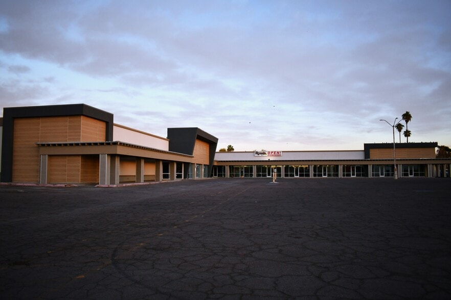308-340 E University Dr, Mesa, AZ for lease - Building Photo - Image 3 of 9