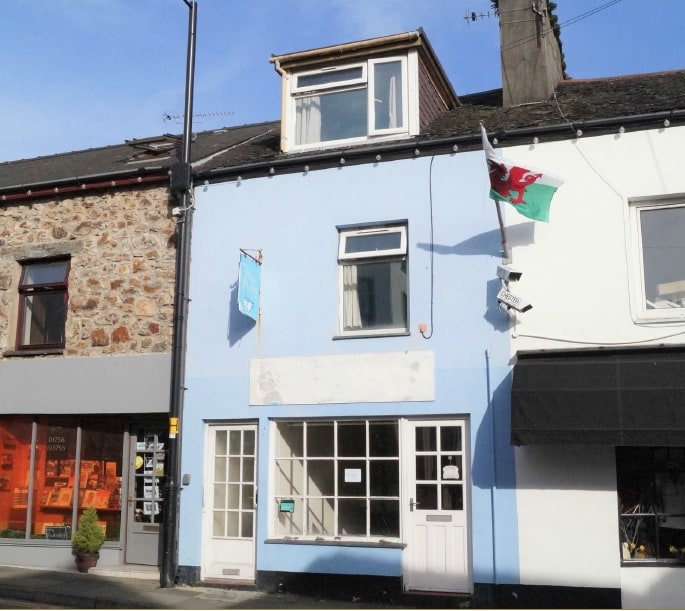 12 Gaol St, Pwllheli for sale Primary Photo- Image 1 of 1