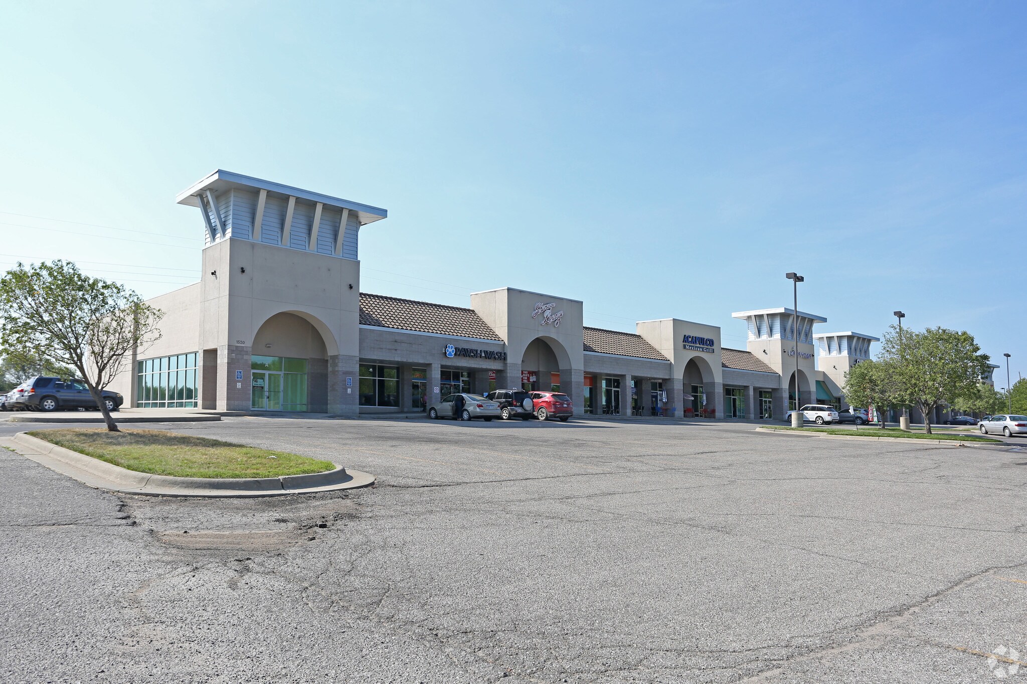1520 Wakarusa Dr, Lawrence, KS for lease Primary Photo- Image 1 of 5