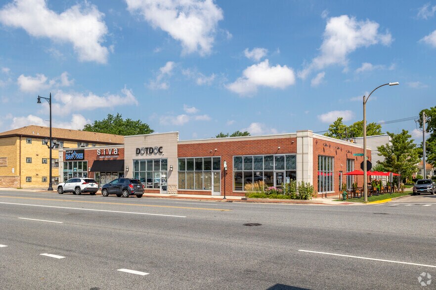 7501-7507 W Roosevelt Rd, Forest Park, IL for sale - Primary Photo - Image 1 of 6