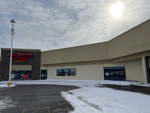 1306 N Central Ave, Marshfield, WI for lease Building Photo- Image 2 of 13