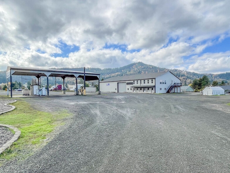 1625 W Duke Rd, Sutherlin, OR for sale - Building Photo - Image 1 of 48