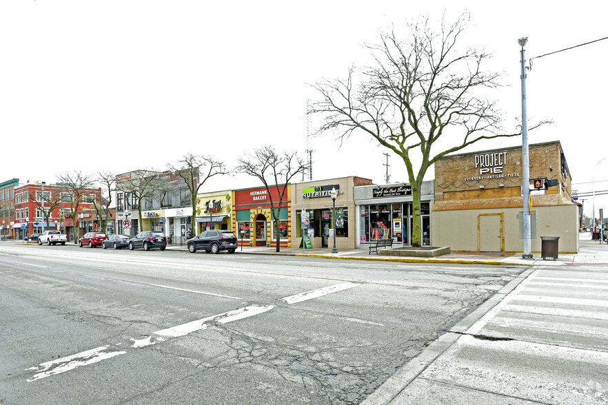 311-313 S Main St, Royal Oak, MI for lease - Building Photo - Image 2 of 6