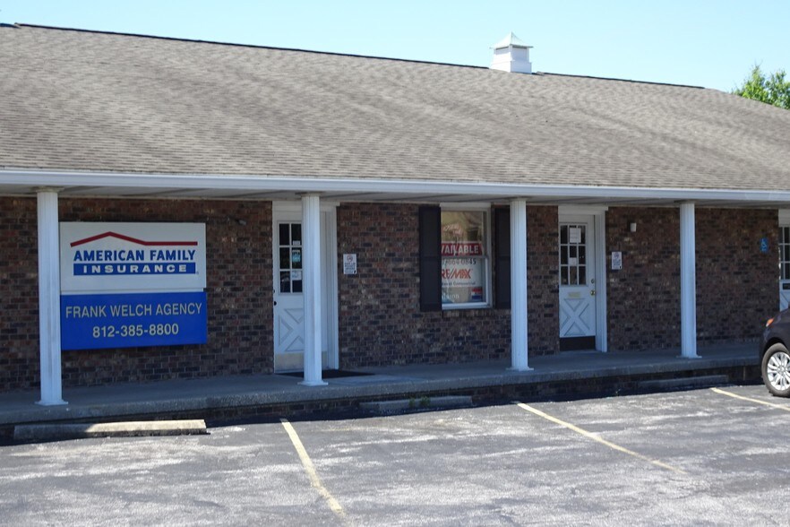 303 E Broadway St, Princeton, IN for sale - Primary Photo - Image 1 of 1