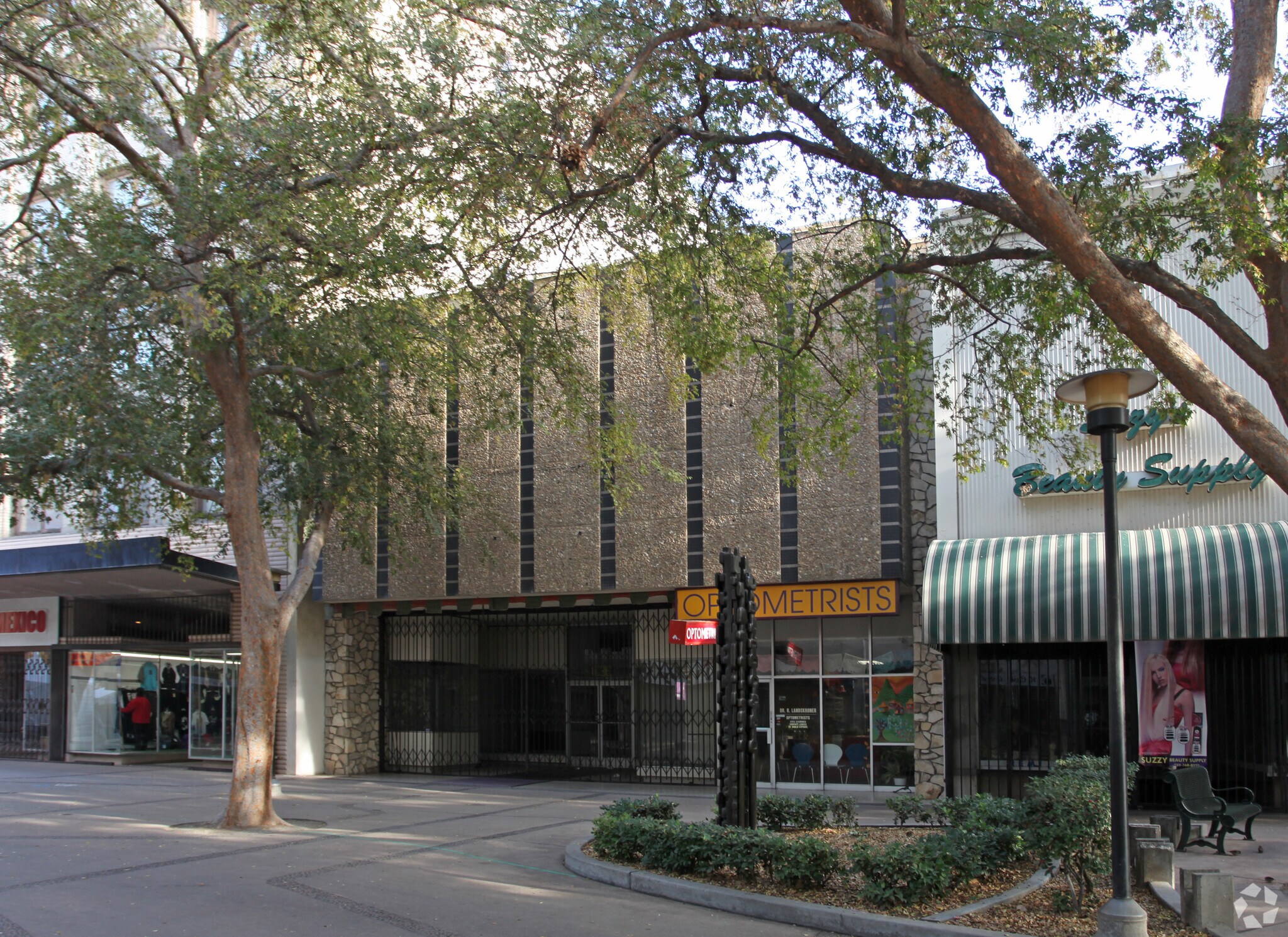 1034-1036 Fulton Mall, Fresno, CA for sale Primary Photo- Image 1 of 1