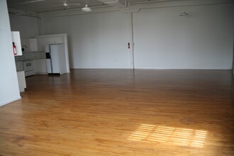 4100 Commerce St, Dallas, TX for lease Interior Photo- Image 2 of 4