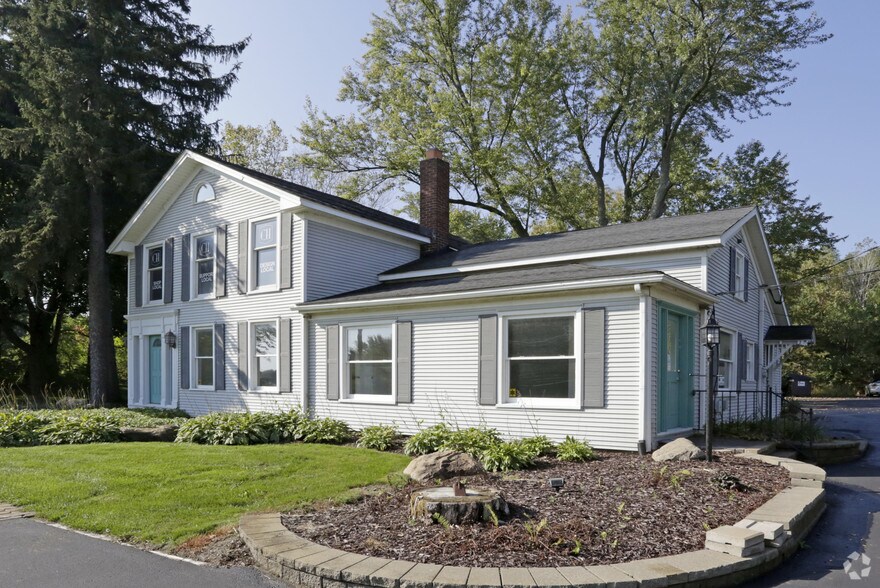 9539 Dixie Hwy, Clarkston, MI for sale - Primary Photo - Image 1 of 1