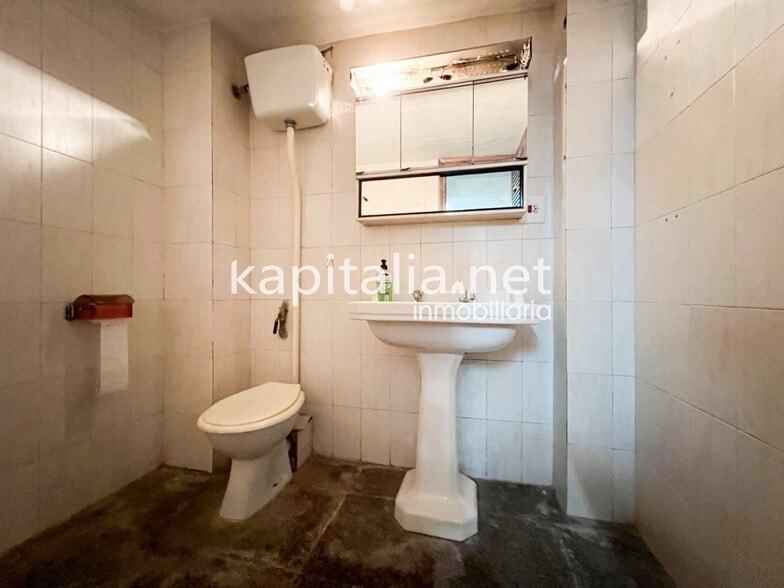 Retail in Ontinyent, Valencia for sale - Building Photo - Image 3 of 8