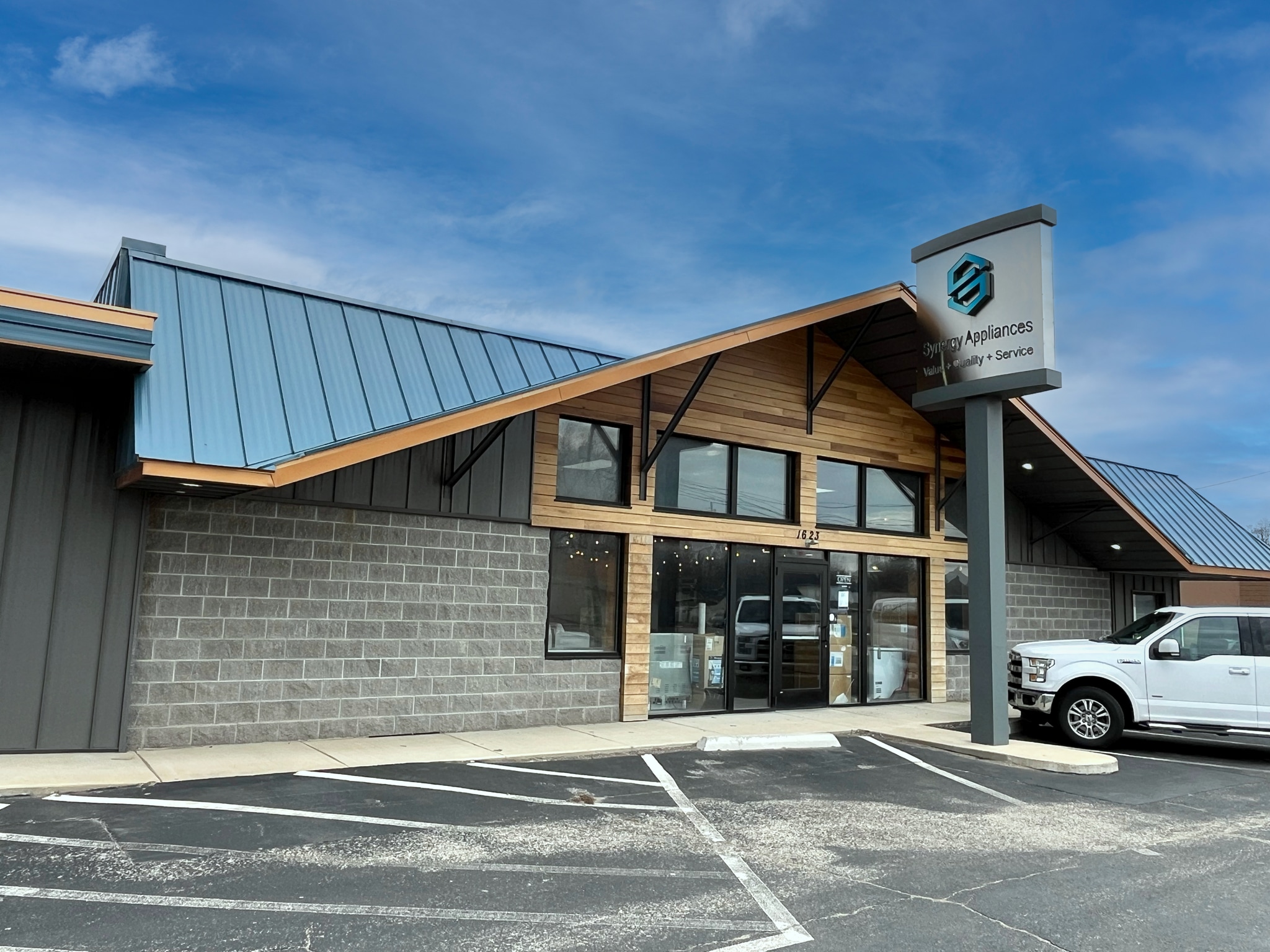 1623-1635 Chicago Dr SW, Grand Rapids, MI for sale Building Photo- Image 1 of 22