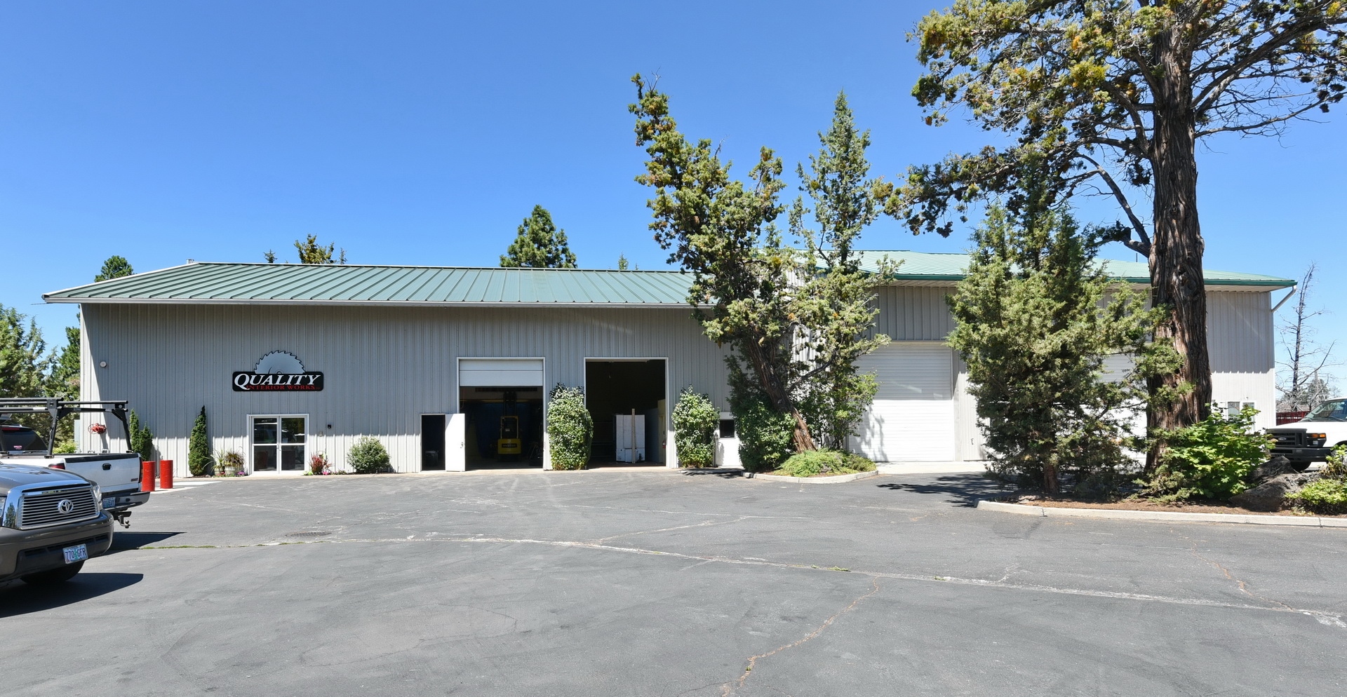 61579 American Loop, Bend, OR for sale Primary Photo- Image 1 of 1