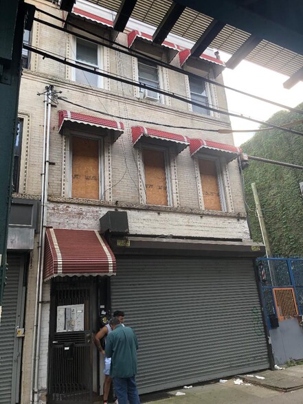 2830 Fulton St, Brooklyn, NY for sale - Building Photo - Image 2 of 4