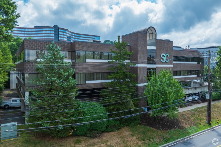 230 Second Ave, Waltham, MA for sale - Building Photo - Image 3 of 14