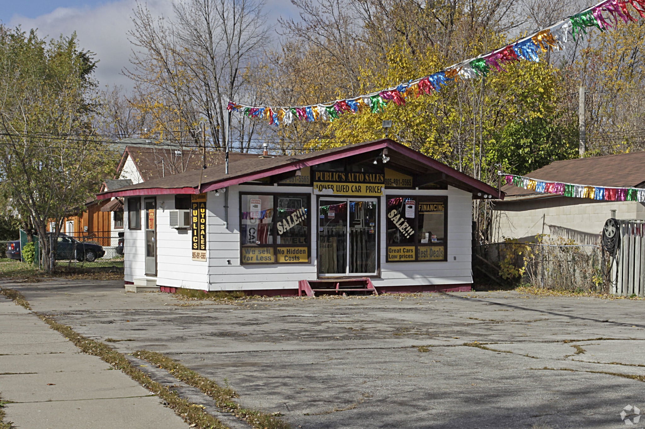 973 Lakeshore Rd E, Mississauga, ON for lease Primary Photo- Image 1 of 4