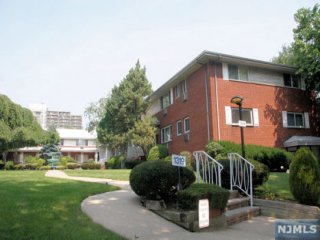 1319 Anderson, Fort Lee, NJ for sale - Building Photo - Image 2 of 9