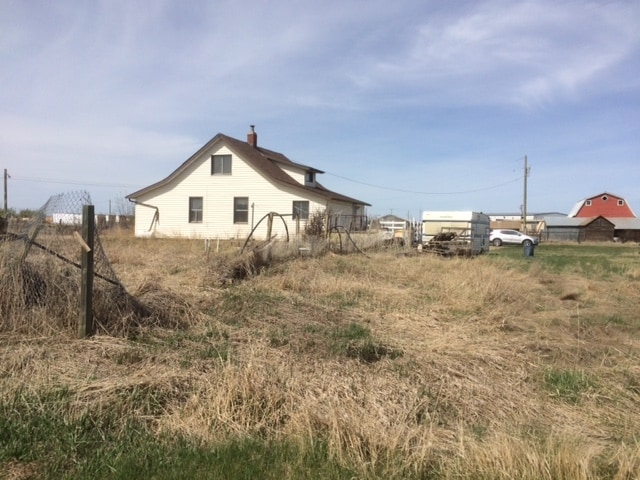 552028 Range Road 194 Pl, Lamont, AB for sale - Building Photo - Image 2 of 6