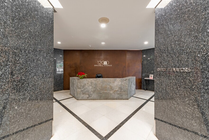 1200 Brickell Ave, Miami, FL for sale - Building Photo - Image 2 of 5