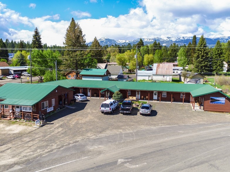 403 N Main St, Cascade, ID for sale - Primary Photo - Image 1 of 1