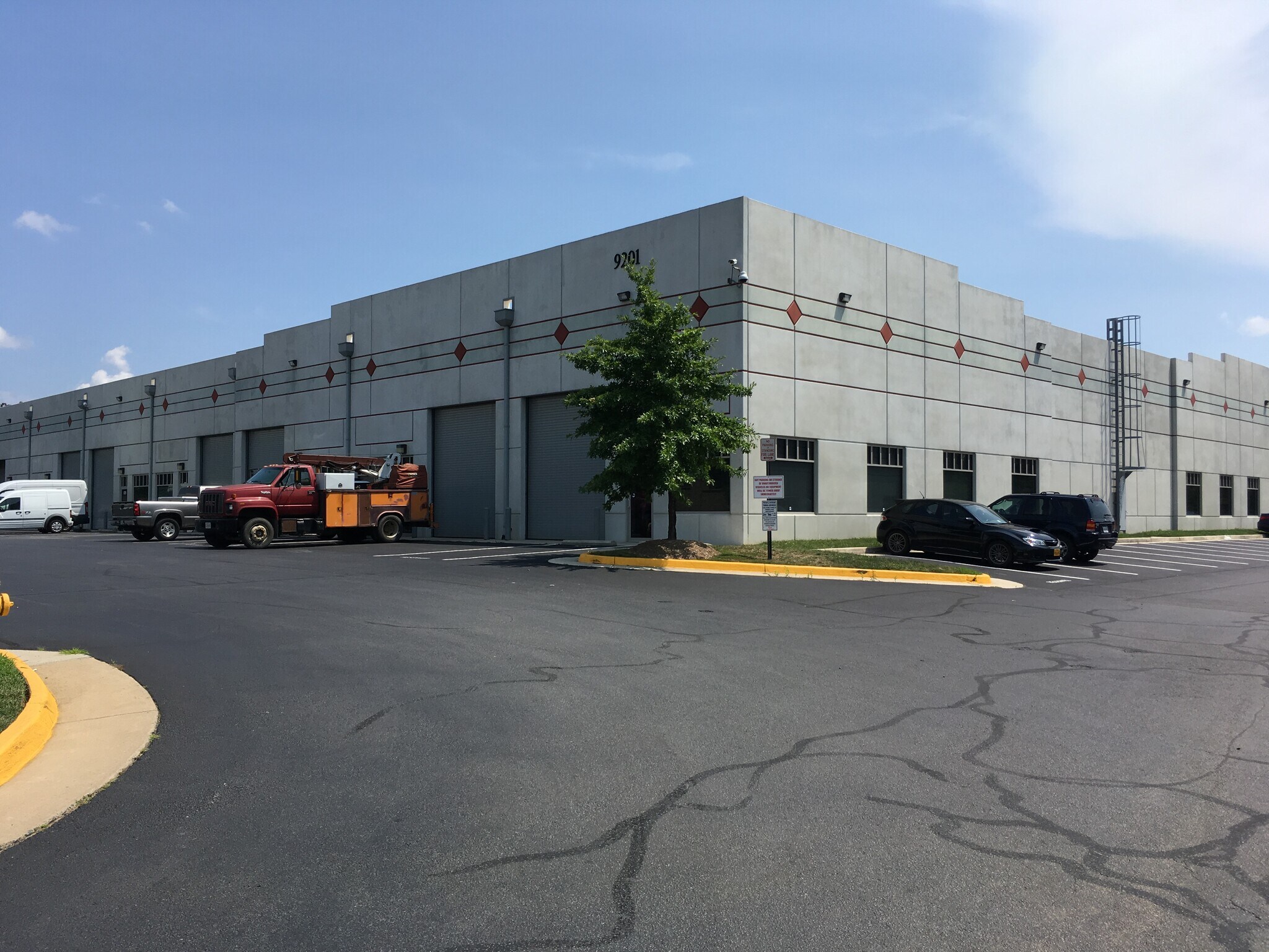 9201-9373 Mike Garcia Dr, Manassas, VA for sale Building Photo- Image 1 of 1