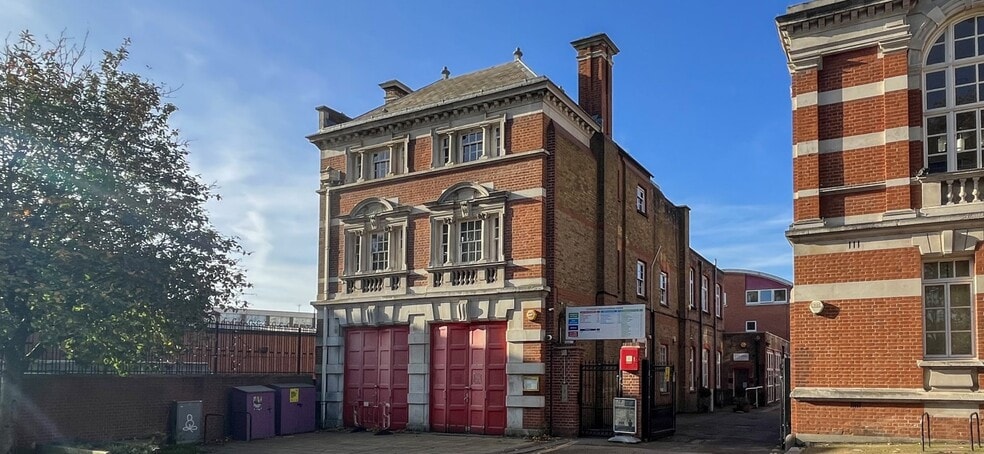 Town Hall Approach Rd, London for sale - Primary Photo - Image 1 of 1