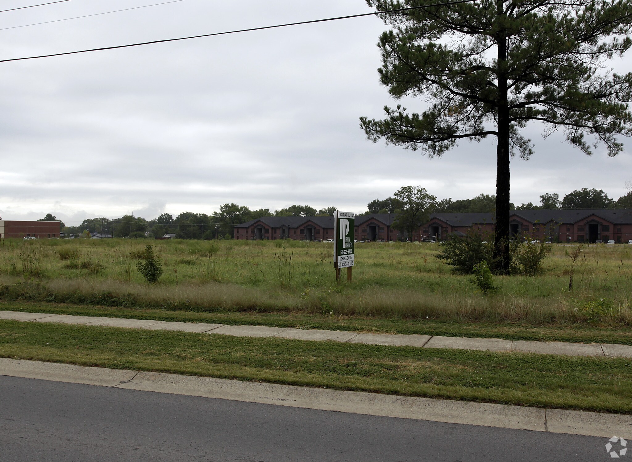 2600-2620 Donaghey Ave, Conway, AR for sale Primary Photo- Image 1 of 1