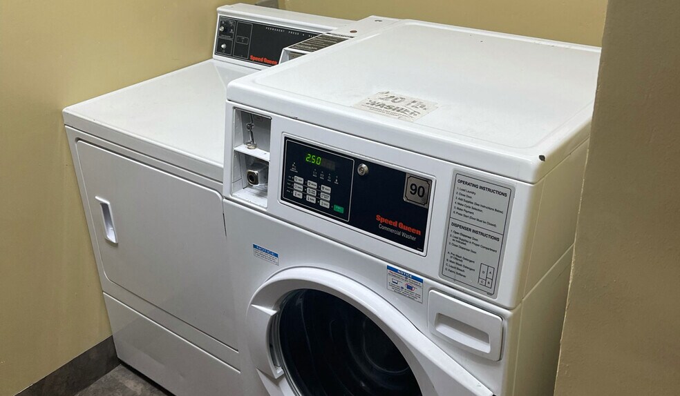 522 E Coliseum Blvd, Fort Wayne, IN for sale - Building Photo - Image 1 of 1