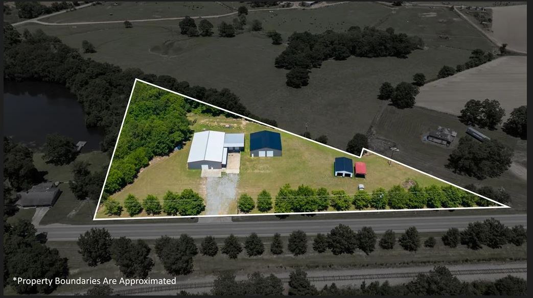 700 Moultrie, Doerun, GA for sale Primary Photo- Image 1 of 1