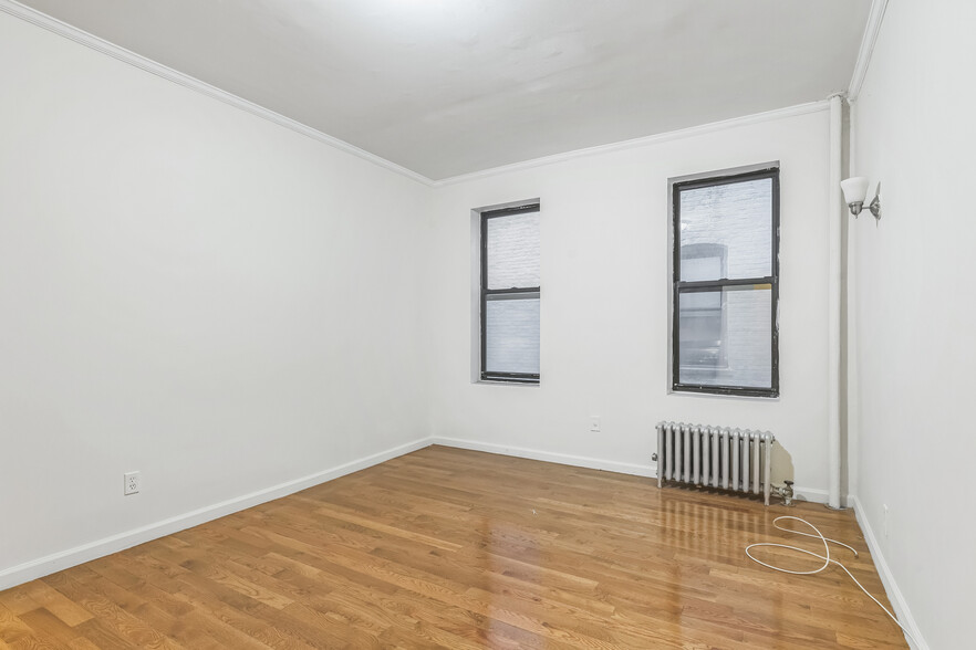 41-48 40th St, Sunnyside, NY for sale - Building Photo - Image 3 of 9