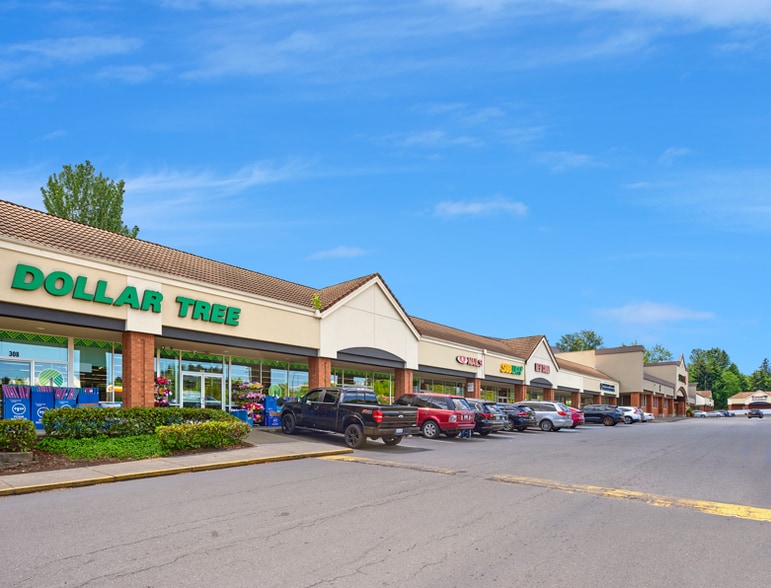 Thomas Lake Center portfolio of 5 properties for sale on LoopNet.com - Building Photo - Image 3 of 11