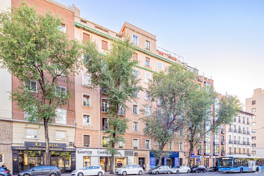 Ronda de Toledo, 34, Madrid, Madrid for sale - Primary Photo - Image 1 of 2