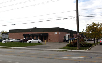 264 Bronte St S, Milton ON - Commercial Real Estate