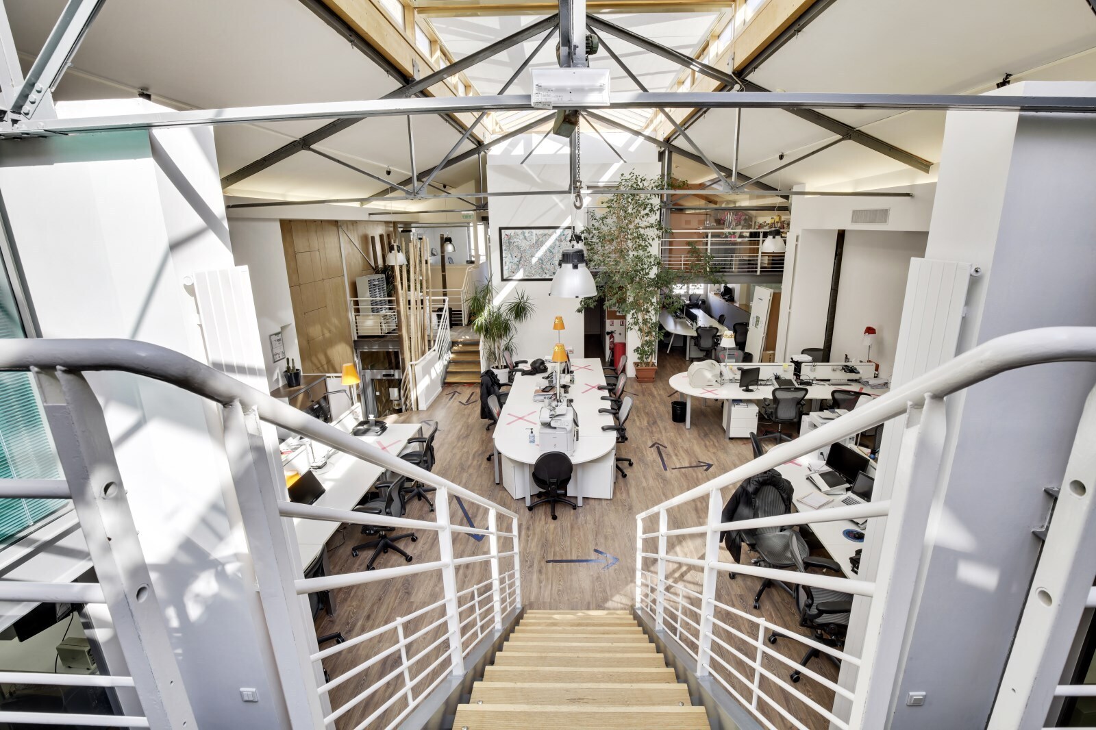 Office in Paris for sale Interior Photo- Image 1 of 3