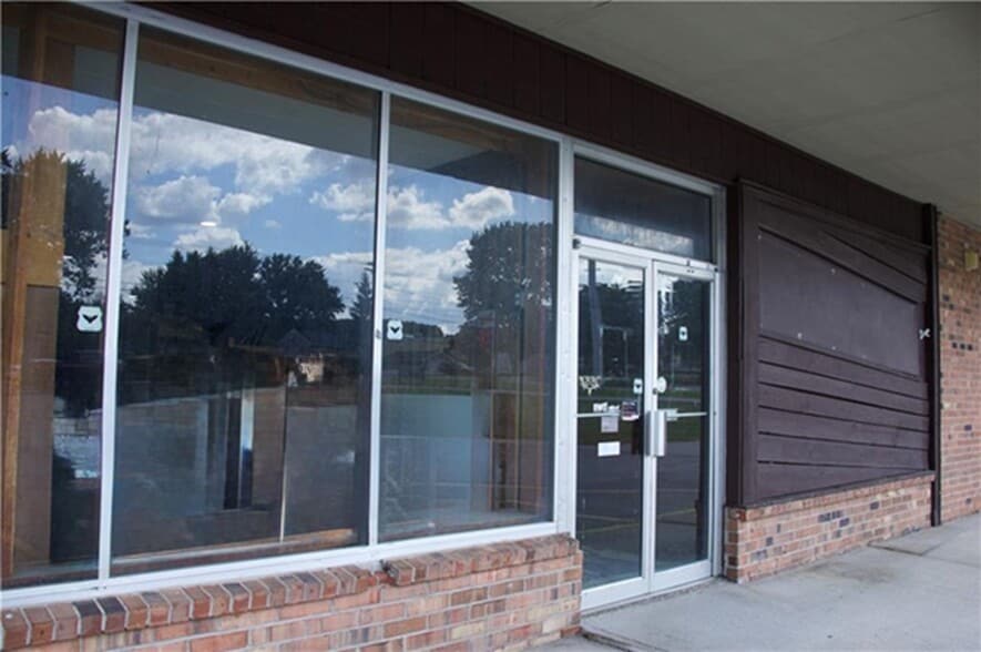 24 Maple Ave, Bloomfield, NY for lease - Building Photo - Image 1 of 15