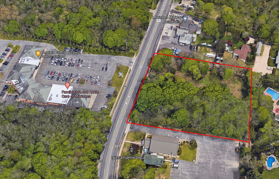 210-230 Montauk Hwy, Moriches, NY for sale - Aerial - Image 1 of 6