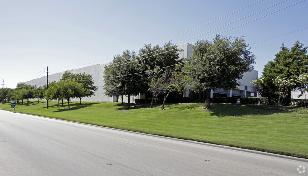 3151 E Pioneer Pky, Arlington, TX for sale - Primary Photo - Image 1 of 1