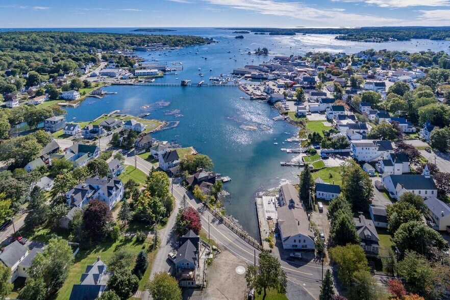 28 Union St, Boothbay Harbor, ME for sale - Primary Photo - Image 1 of 1