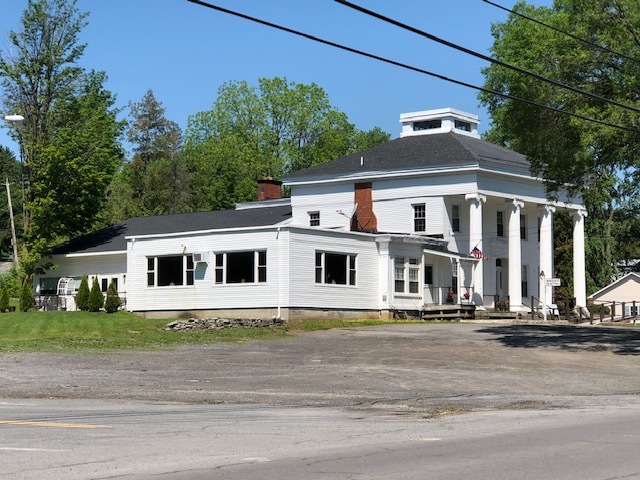 2955 Oneida St, Sauquoit, NY 13456 - Orchard Hall Restaurant/Banquet ...