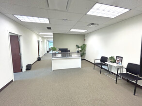 125 Emeryville Dr, Cranberry Township, PA for lease Interior Photo- Image 1 of 6