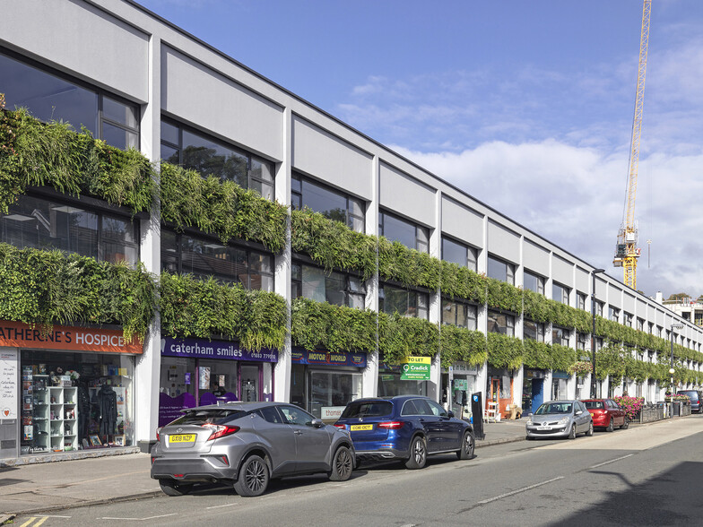 33 Croydon Rd, Caterham for lease - Building Photo - Image 1 of 1