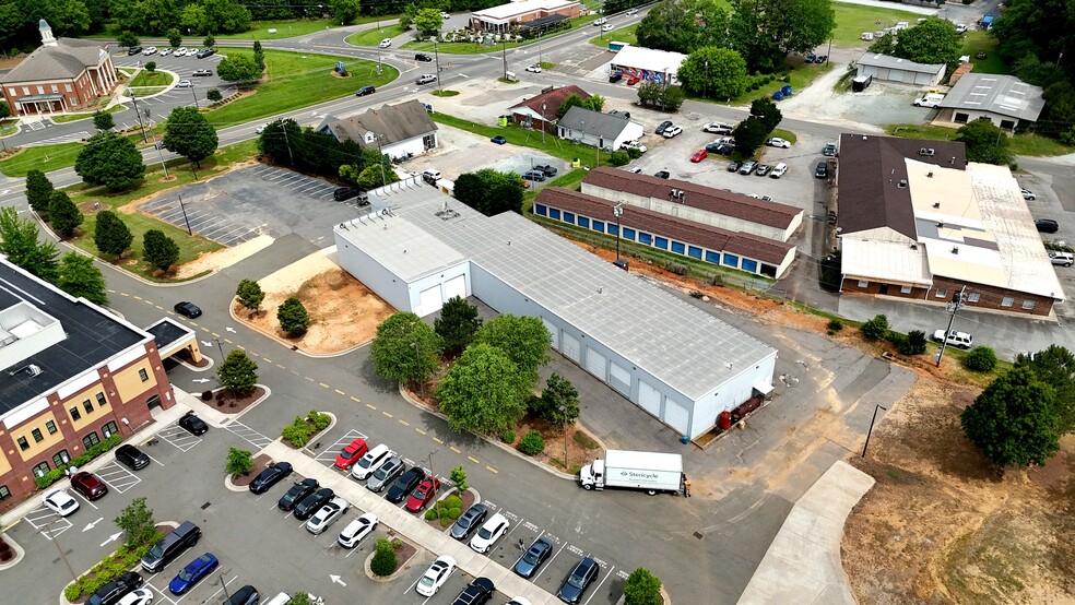 259 S Churton St, Hillsborough, NC for lease - Building Photo - Image 3 of 5