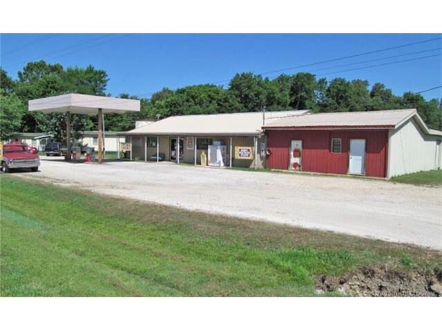 1235 Stilwell Rt 6 Rd, Stilwell, OK for sale Building Photo- Image 1 of 1