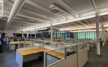 16 Bleeker St, Millburn, NJ for lease Interior Photo- Image 2 of 5