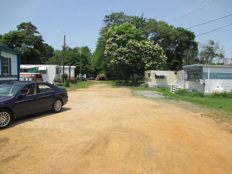 917 Billingsport Rd, Gibbstown, NJ 08027