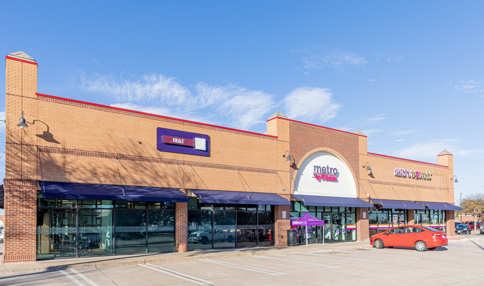 1077-1093 W Main St, Lewisville, TX for lease Building Photo- Image 1 of 5