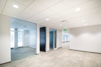 10100 W Innovation Dr, Wauwatosa, WI for lease Interior Photo- Image 2 of 12