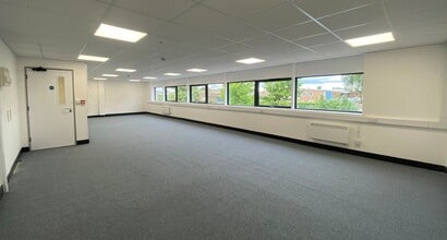 Corolin Rd, Gloucester for lease Interior Photo- Image 2 of 6