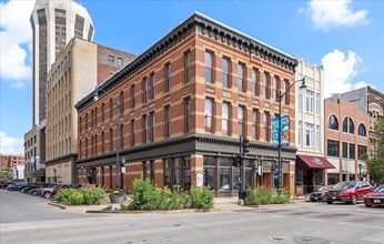 200 S 6th St, Springfield, IL for lease Interior Photo- Image 1 of 42