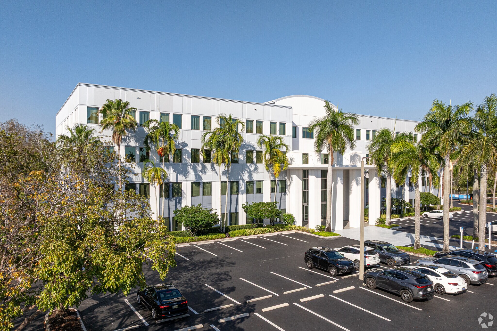 2500 Weston Rd, Weston, FL for lease Primary Photo- Image 1 of 41