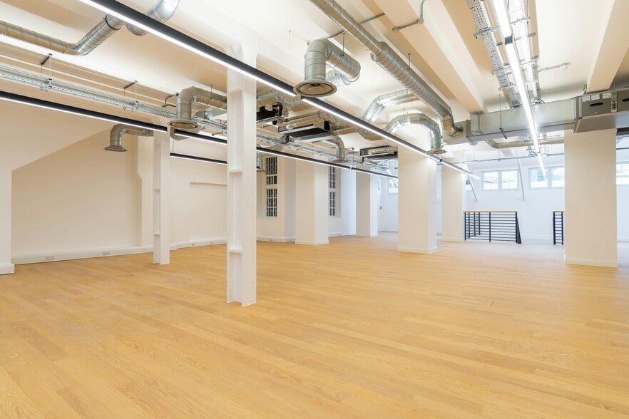 18-21 Corsham St, London for lease - Building Photo - Image 2 of 18